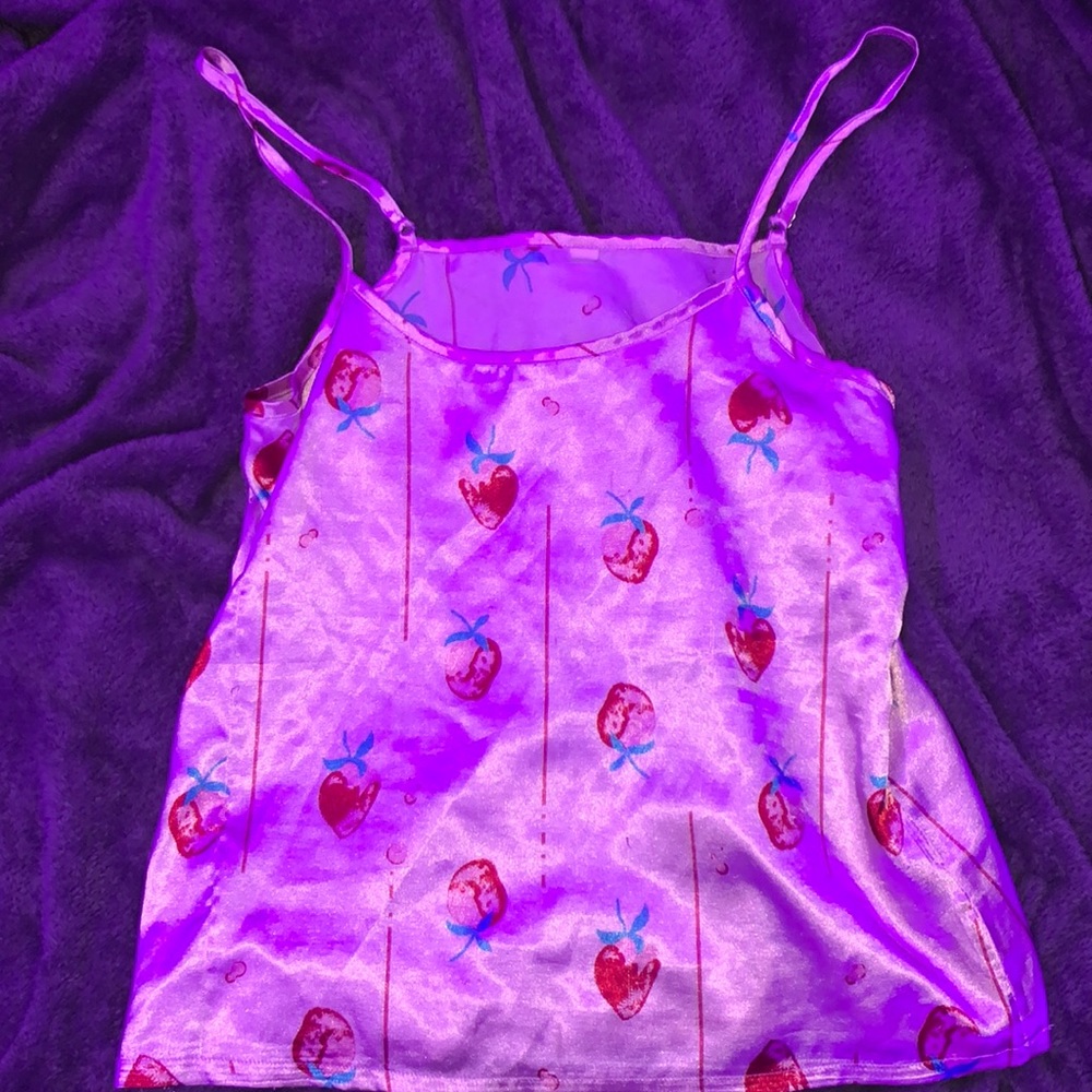 Silk strawberry tank top, adjustable straps, Size:Medium Color:Pink